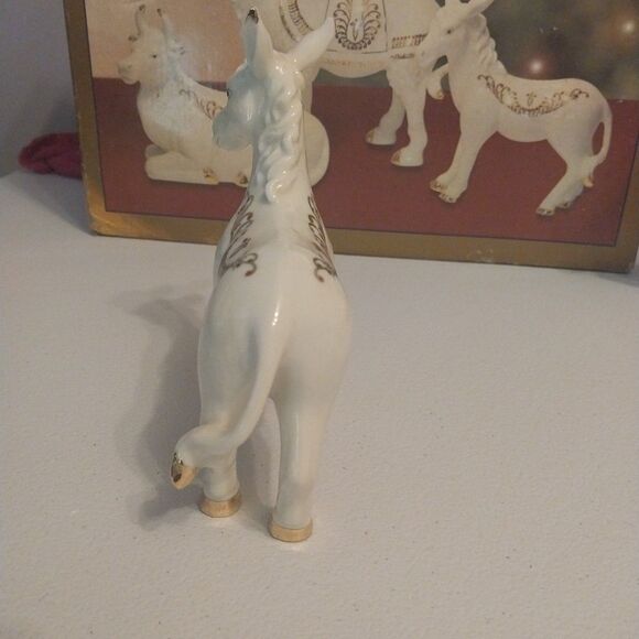 Vintage Bon Ton Jade Porcelain Nativity Animals Camel Cow Donkey Christmas Set 3 - Picture 13 of 16